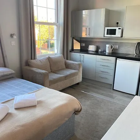 The Ashville * Bristol